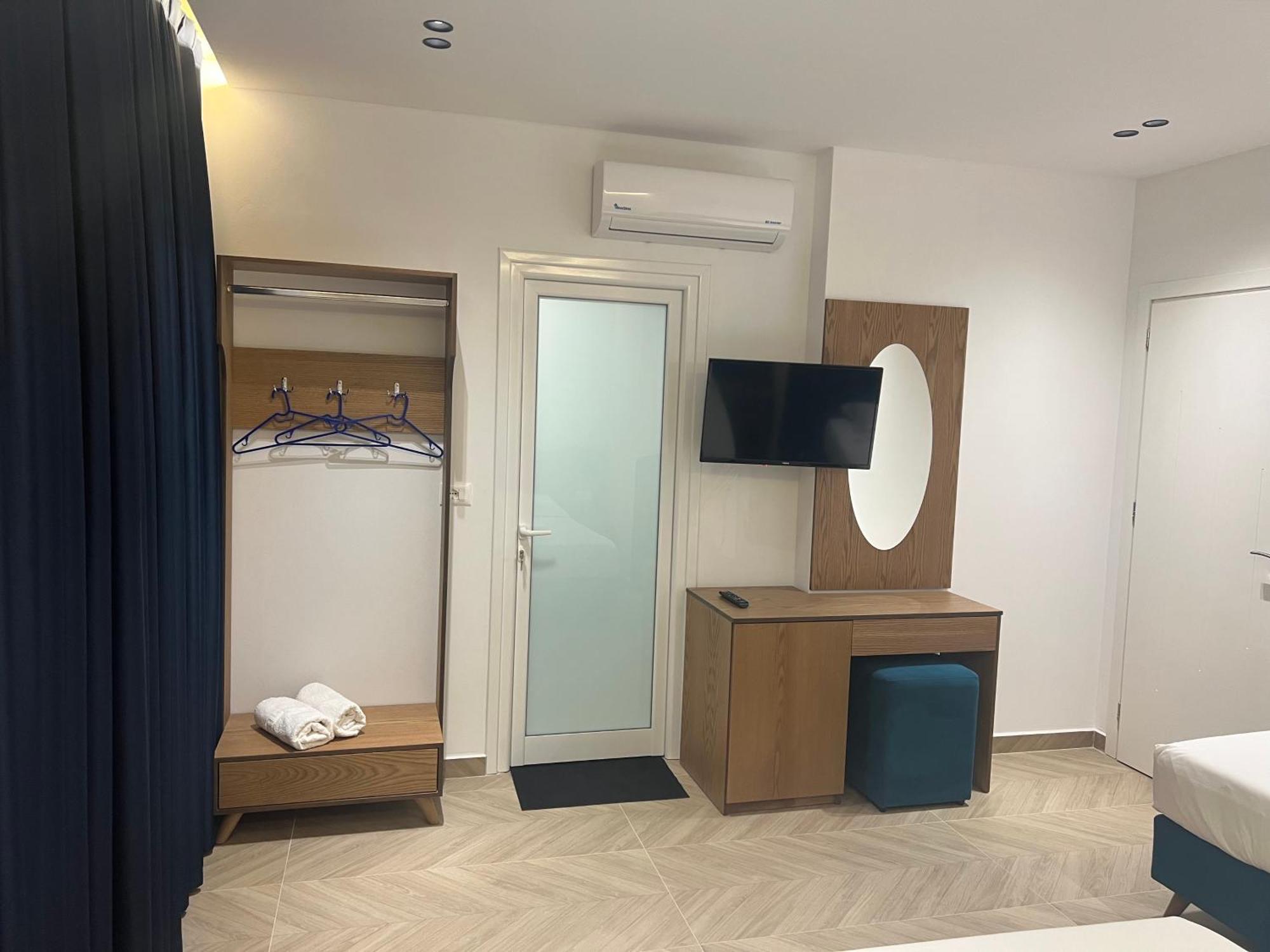 Agimi Hotel Ksamil Exterior foto